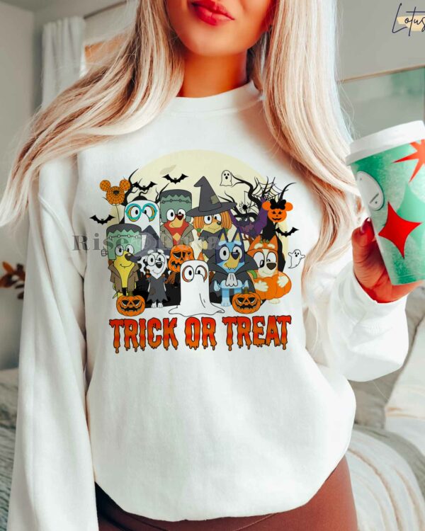 Bluey Vintage Trick or Treat – Sweatshirt