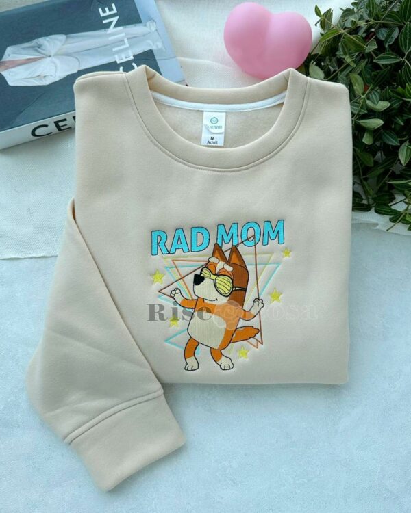 Rad Mom And Rad Dad – Embroidered Kids Sweatshirt