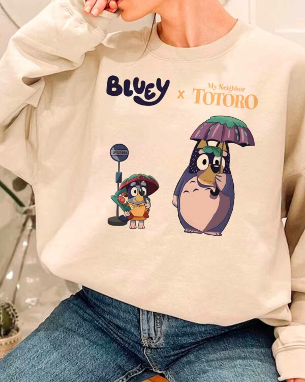 Bluey Totoro – Sweatshirt, Tshirt, Hoodie