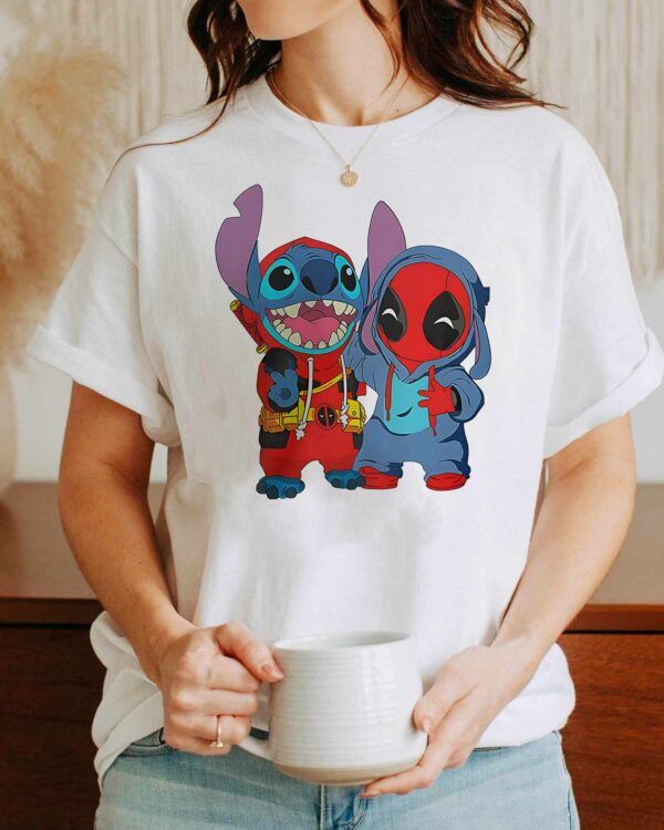 Stitch Deadpool – Sweatshirt, Tshirt, Hoodie